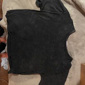 womens distressed crop top